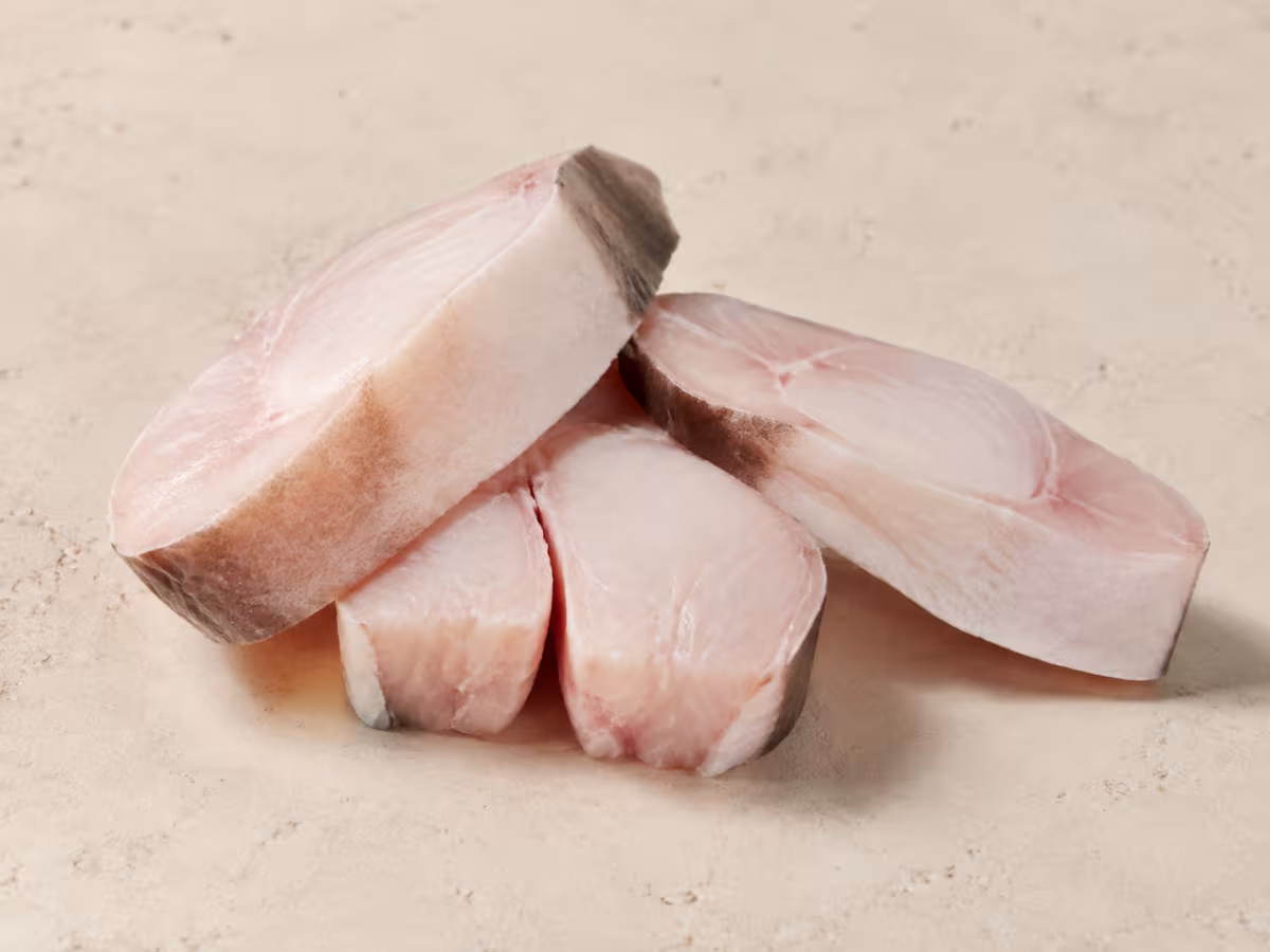 Pescado de carne firme y suave, habitual en adobos.