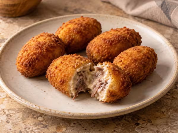 Air-fryer leftover boiled beef croquettes, home-style presentation of the finished dish
