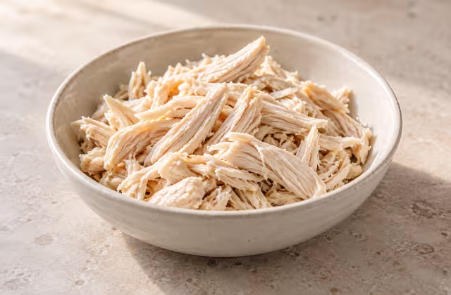 Pollo cocido para cocinar