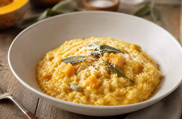 Risotto de calabaza servido y listo para comer